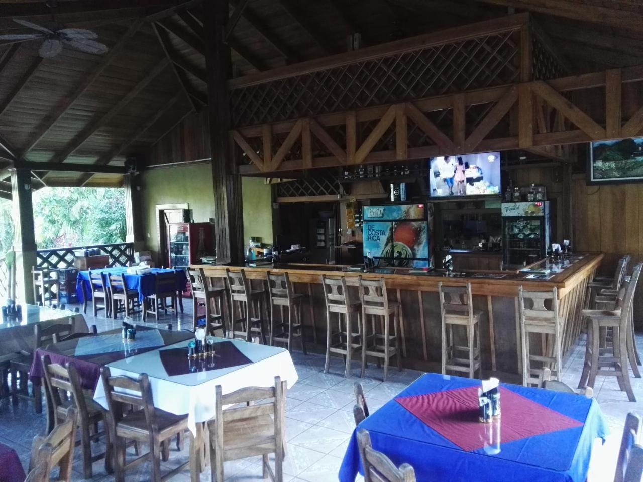 Hotel Rancho Las Cabanas Guapiles Exterior photo